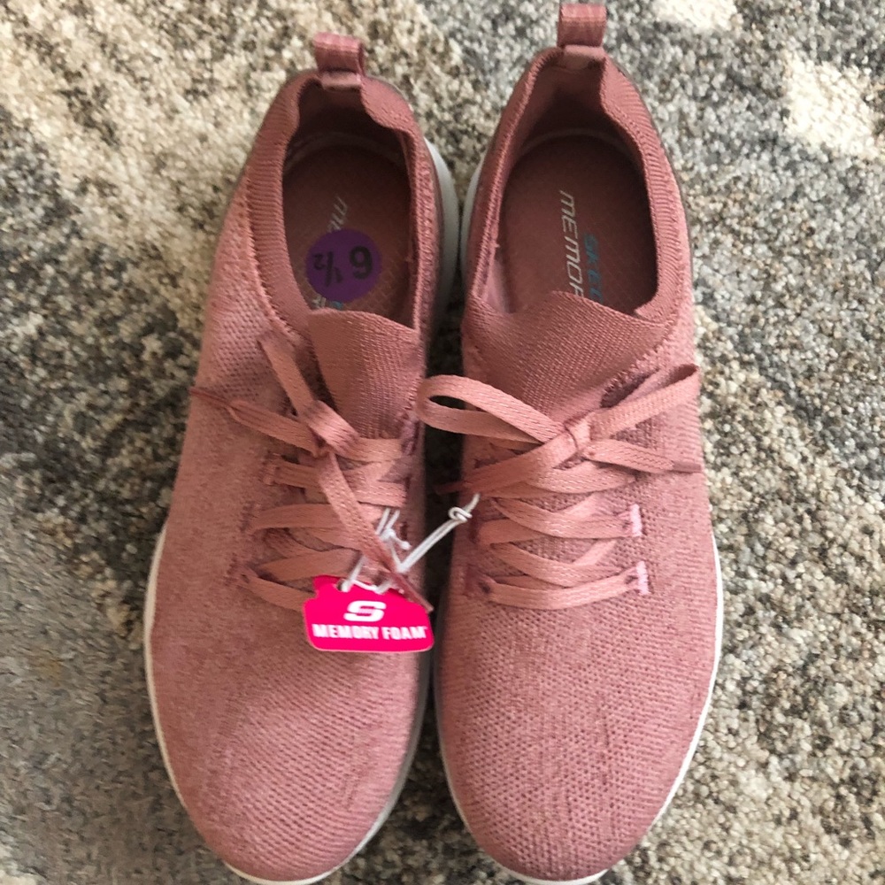 NWOB Sketchers Size 6.5